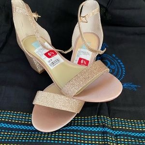 Betsy Johnson Champagne Glitter heels